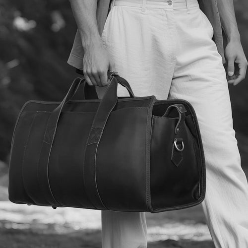 Chalet Travel Bag - Avourie